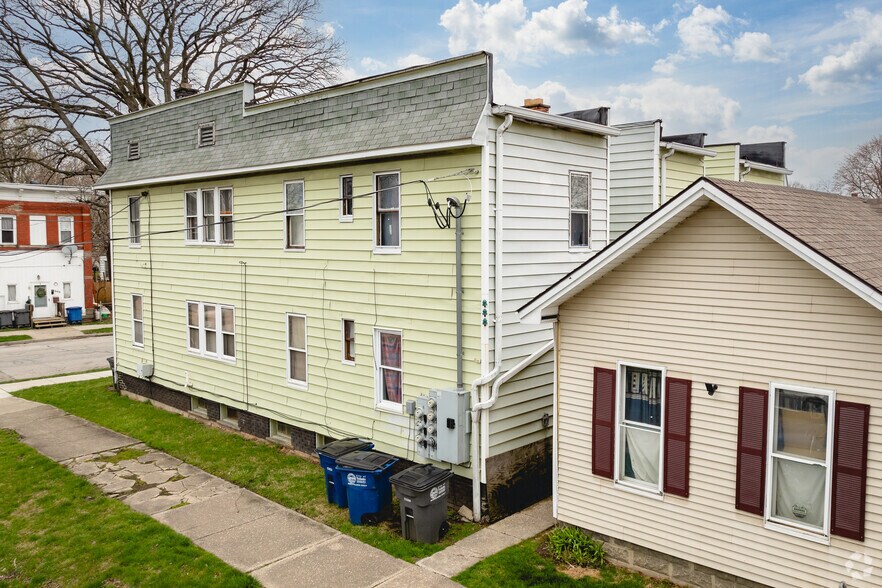 More Photos Of 1202-8 Nevada St, Toledo Apartments For Sale
