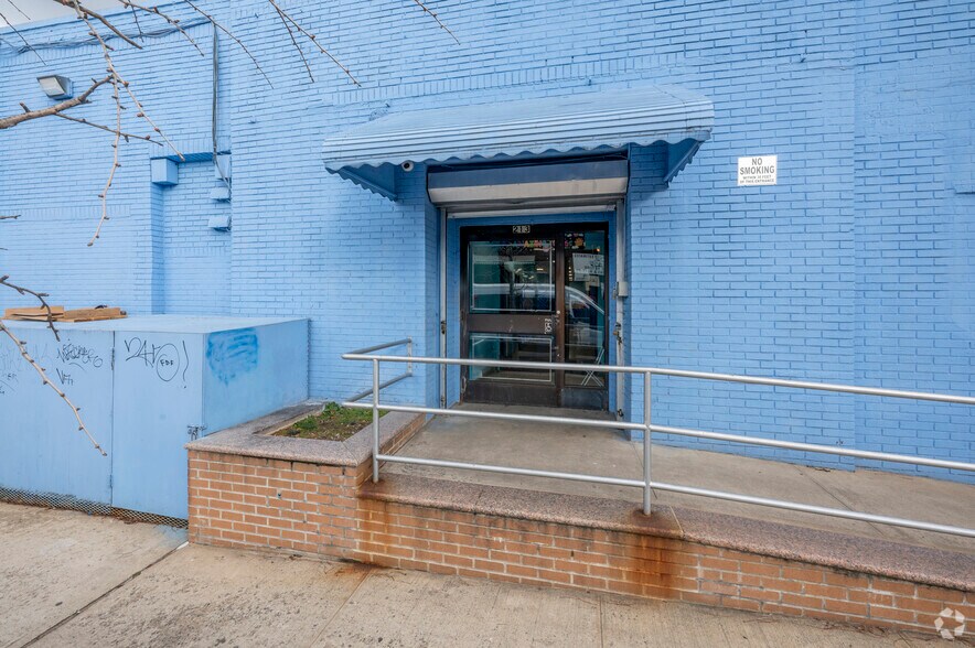 More Photos Of 213 48th St, Brooklyn Schools For Lease