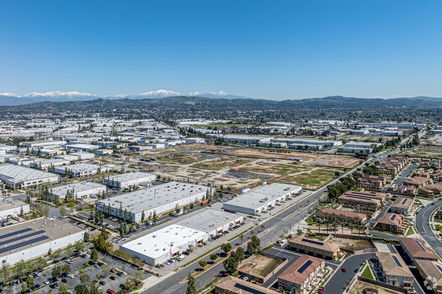 More Photos Of 12309 Telegraph Rd, Santa Fe Springs Warehouse For Lease