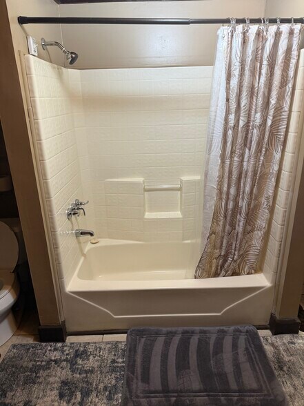 More Photos Of 2507 5th Street Rd, Huntington Specialty For Sale