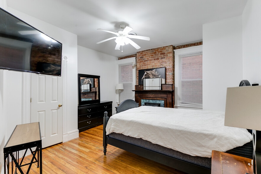 More Photos Of 2523 W Main St, Richmond Storefront Retail Residential For Sale