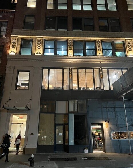 More Photos Of 35 W 35th St, New York Loft Creative Space For Lease