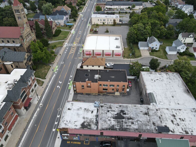 More Photos Of 757 W Main St, Rochester Multifamily For Sale
