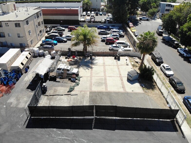 More Photos Of Cantera St, Winnetka Land For Lease