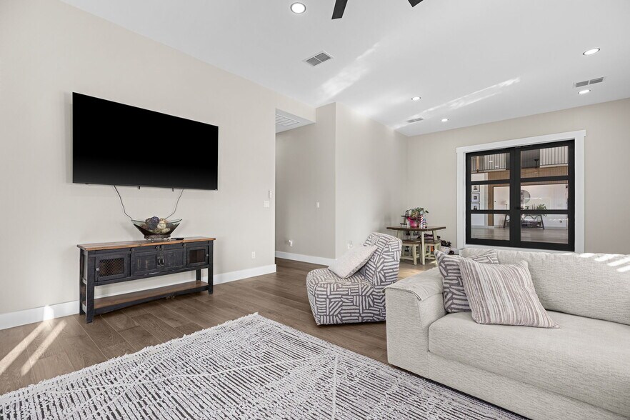 More Photos Of 301 County Road 436, Thrall Land For Sale