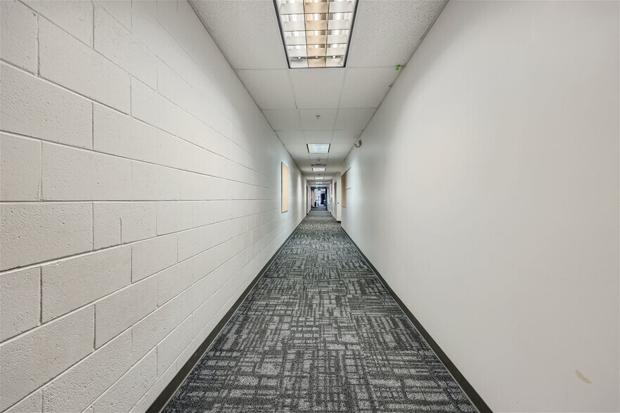 More Photos Of 801 Yosemite St, Denver Schools For Sale