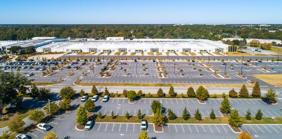 More Photos Of 4500 Leeds Ave, North Charleston Manufacturing For Lease