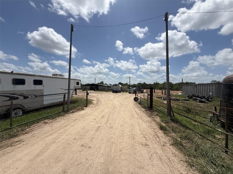 More Photos Of 4250 Fuqua st, Houston Land For Sale