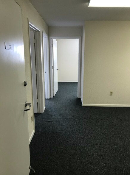 More Photos Of 2600 NASA Rd 1, Seabrook Medical For Sale