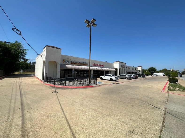 More Photos Of 4450 Boat Club Rd, Fort Worth Freestanding For Lease