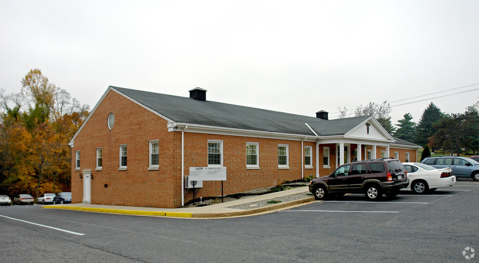 Primary Photo Of 3459 St. John's Ln, Ellicott City Medical For Lease