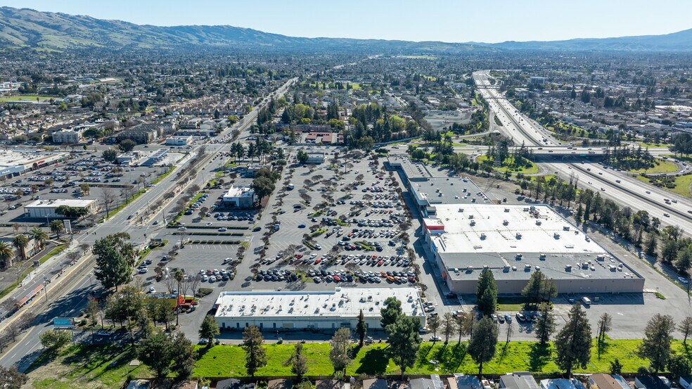 More Photos Of 375 N Capitol Ave, San Jose Freestanding For Sale