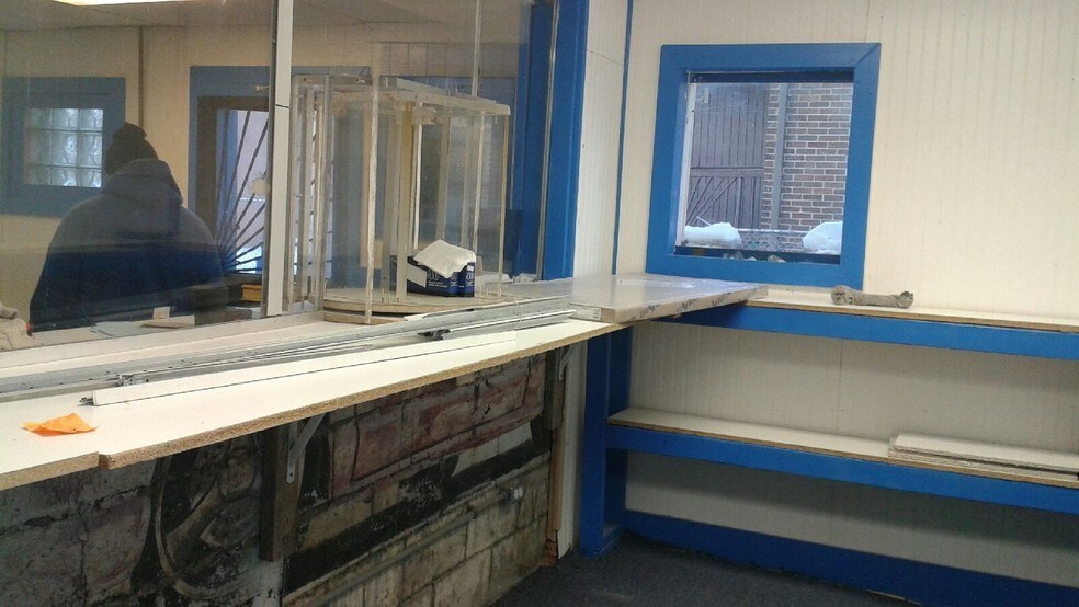 More Photos Of 8600 Fenkell St, Detroit Carwash For Sale