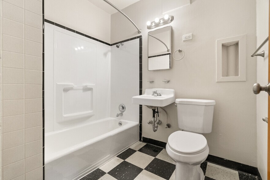 More Photos Of , Portland Multifamily For Sale