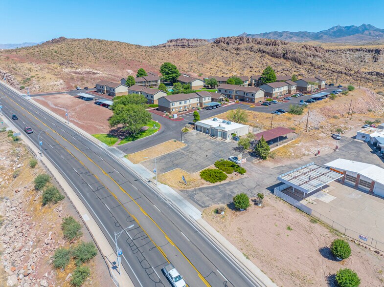 More Photos Of 1200 E Andy Devine Ave, Kingman Office For Sale