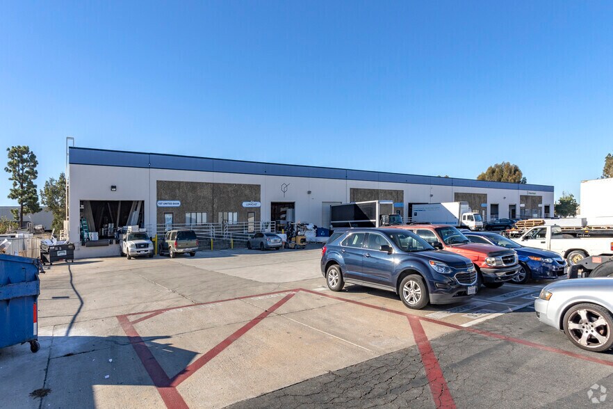 More Photos Of 9369 Dowdy Dr, San Diego Distribution For Lease