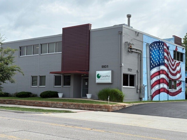 More Photos Of 5931 Nieman Rd, Shawnee Office For Lease