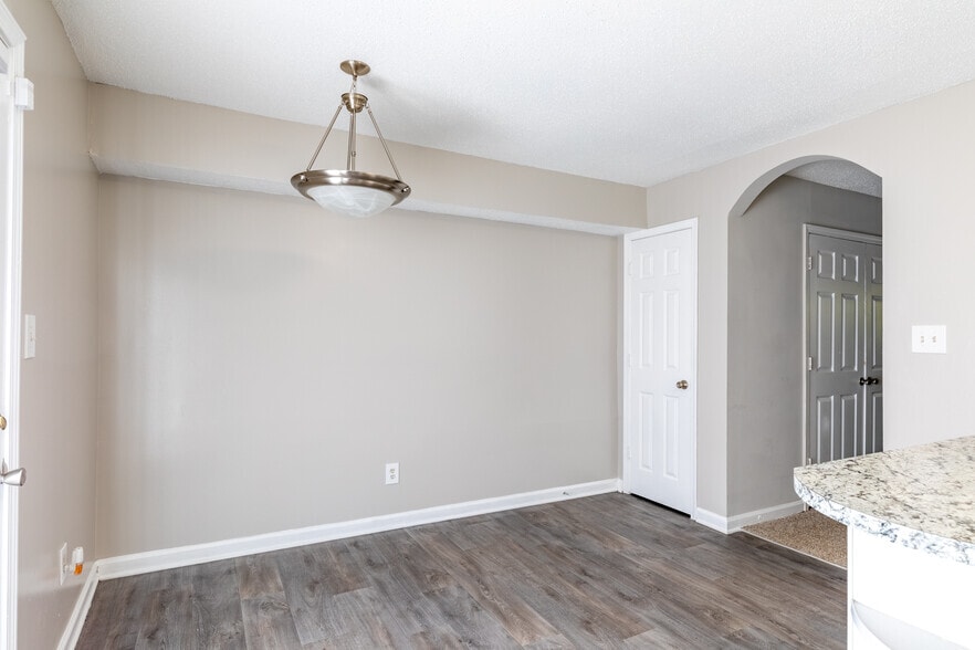 More Photos Of 50 Mount Zion Rd, Atlanta Apartments For Sale