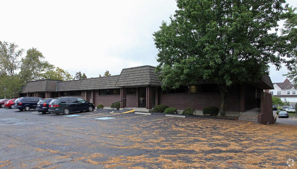 Primary Photo Of 9030 Montgomery Rd, Cincinnati Medical For Lease