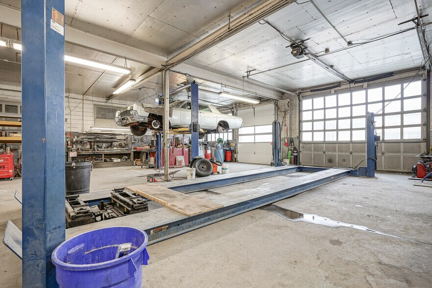 More Photos Of 100 White Horse Pike, Oaklyn Auto Dealership For Sale