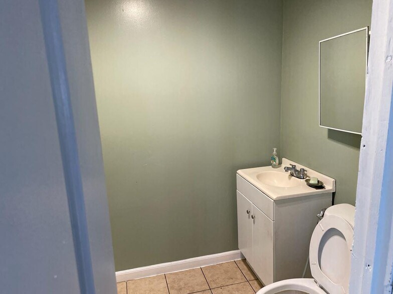 More Photos Of 2116 Fry Rd, Houston Auto Repair For Sale