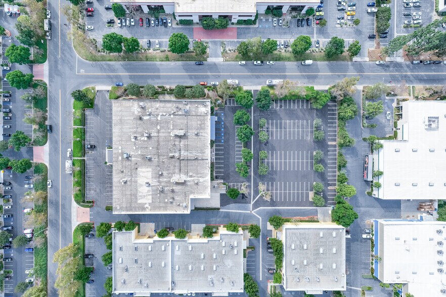 More Photos Of 809 Calle Plano, Camarillo Manufacturing For Lease