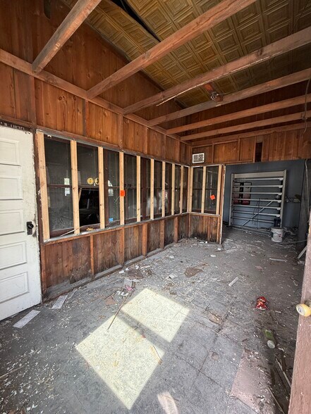 More Photos Of 276 Hamburg Tpke, Riverdale Industrial For Sale