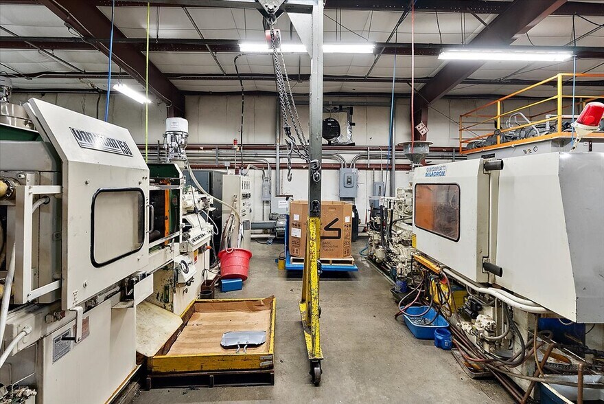 More Photos Of 58233 Gratiot Ave, New Haven Manufacturing For Sale