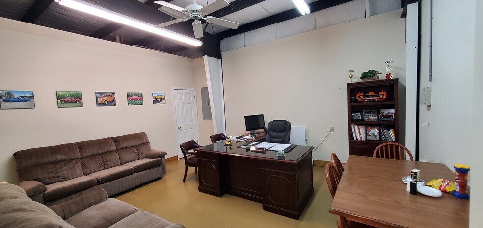 More Photos Of 2127 S Highway 501, Marion Land For Sale