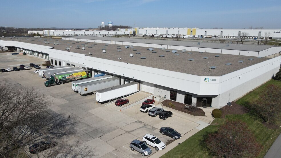 More Photos Of 300 Distribution Cir, Fairfield Warehouse For Lease