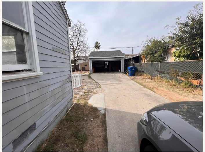 More Photos Of 6833 Simpson Ave, North Hollywood Land For Sale