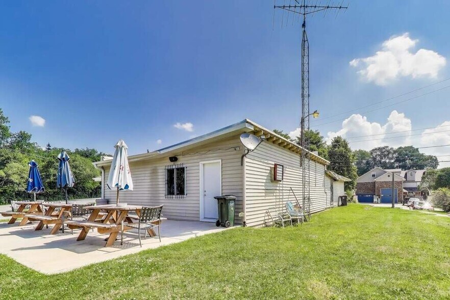 More Photos Of 26211 W IL Route 173, Antioch Restaurant For Sale