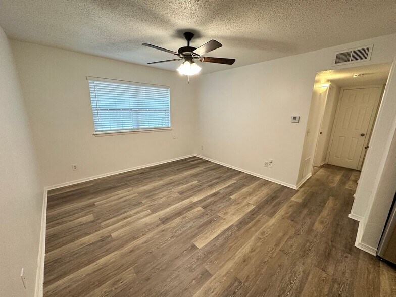 More Photos Of 700-710 NW 17th St, Oklahoma City Apartments For Sale