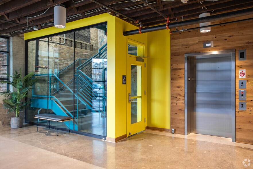 More Photos Of 37 W Cross St, Baltimore Office For Sale