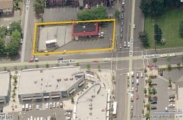 More Photos Of 8218 SE Holgate, Portland Convenience Store For Lease