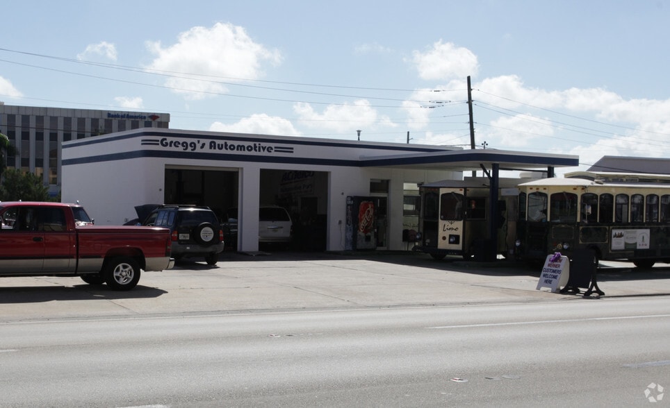Primary Photo Of 236 Tamiami Trl, Punta Gorda Auto Repair For Sale
