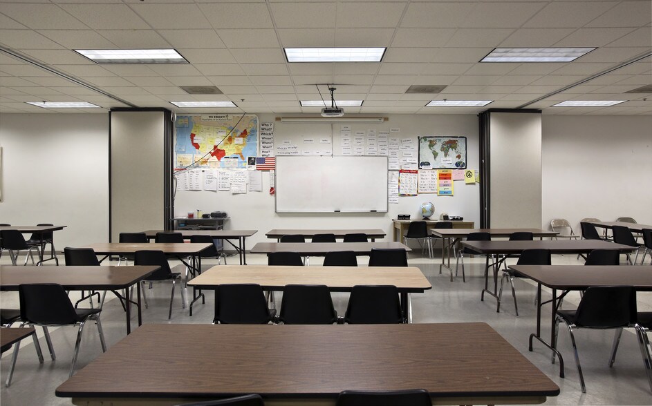 More Photos Of 3654 S Grand Blvd, Saint Louis Office For Sale