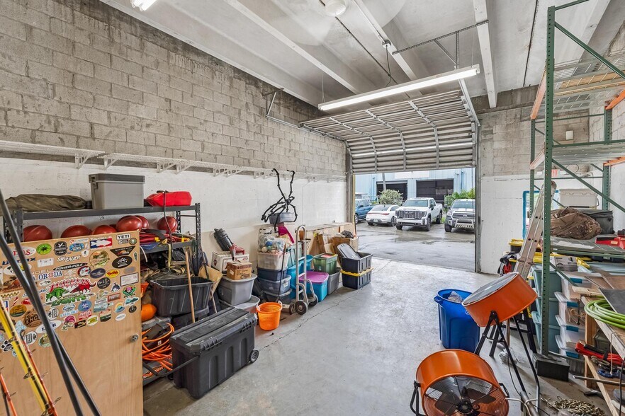 More Photos Of 2201-2227 SW 57th Ave, West Park Warehouse For Sale
