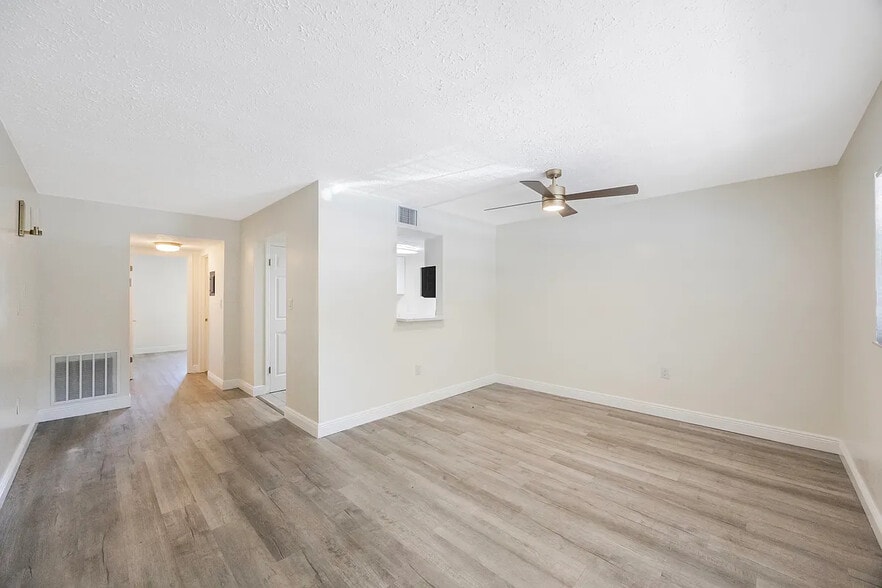 More Photos Of 3111 W Horatio St, Tampa Apartments For Sale