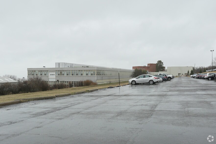 More Photos Of 950 Danby Rd, Ithaca Light Manufacturing For Lease