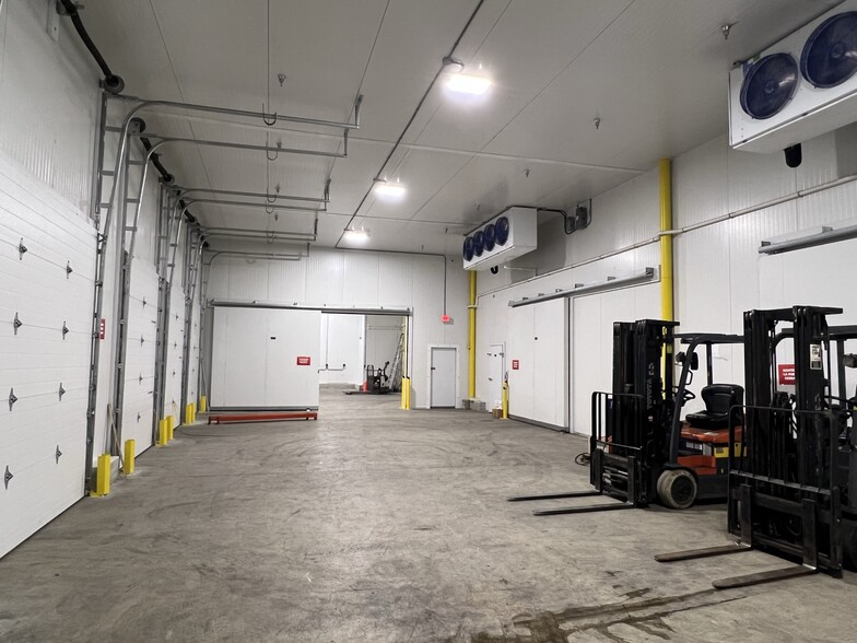 More Photos Of 7500 NW 25th St, Miami Warehouse For Sale