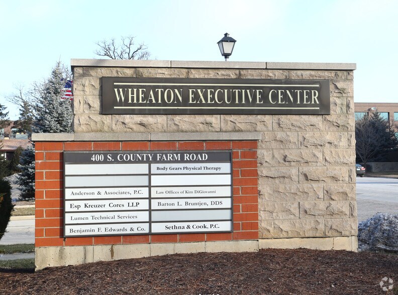More Photos Of 400 S County Farm Rd, Wheaton Office For Lease