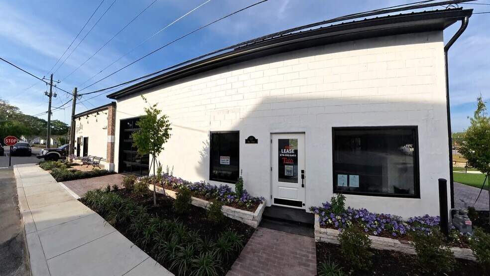 More Photos Of 30 Wall St, Jasper Auto Repair For Lease