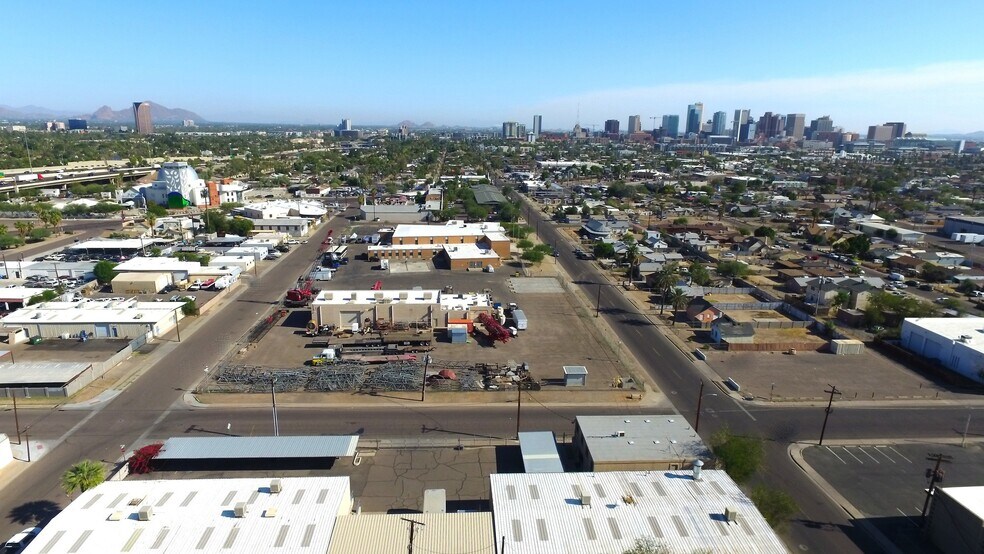 More Photos Of 1614 W Roosevelt St, Phoenix Light Manufacturing For Lease