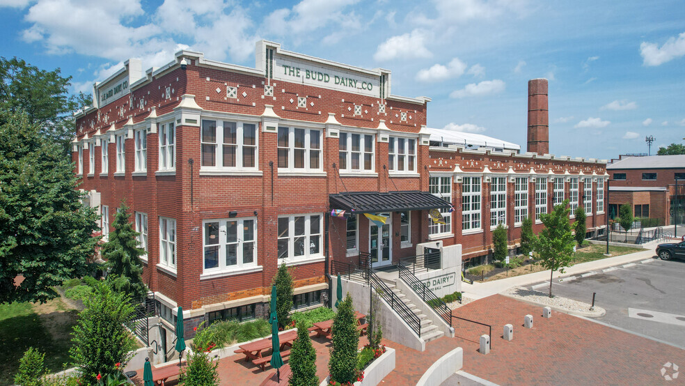 Primary Photo Of 1086 N 4th St, Columbus Office For Lease