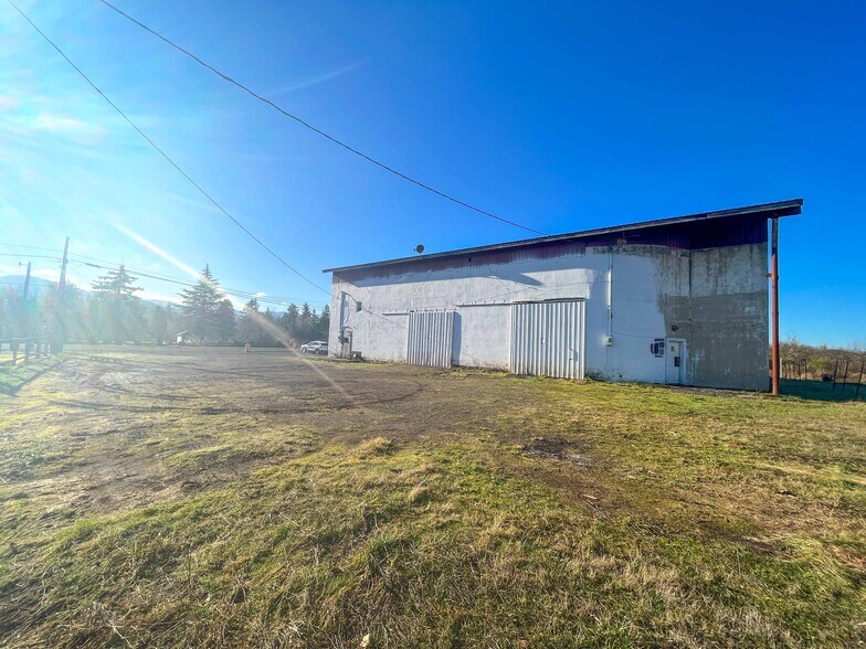 More Photos Of 28401 Salmon River Hwy, Grand Ronde Service For Lease