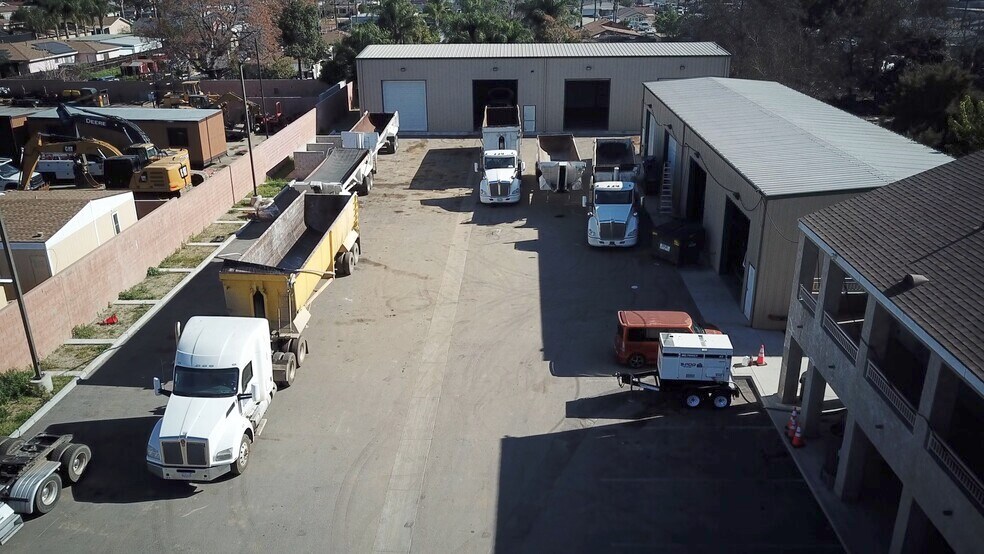 More Photos Of 11185 Roswell Ave, Pomona Warehouse For Lease
