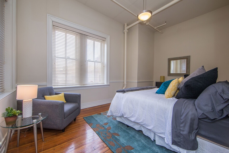 More Photos Of 213 E Broad St, Richmond Apartments For Lease