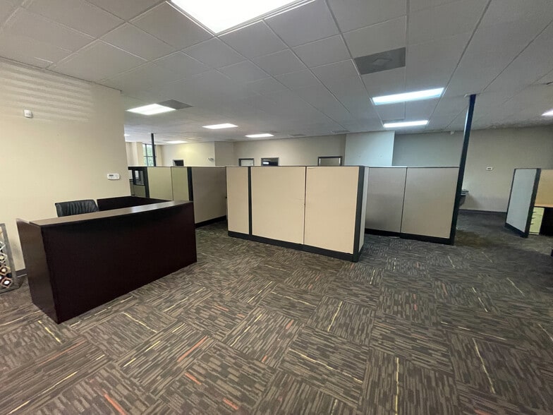 More Photos Of 1560 Kingsley Ave, Orange Park Medical For Sale