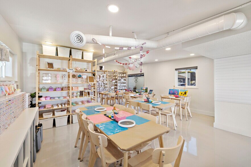 More Photos Of 133 Avenida Granada, San Clemente Medical For Sale